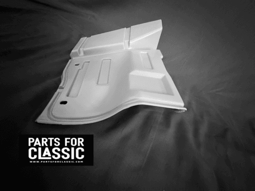 E21 Set of covers for front inner wheel housing left and right side