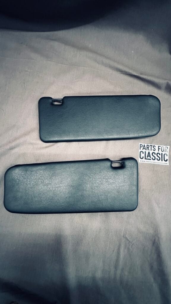 Sun Visor Set – Black with Mirrors | BMW E30 Sedan (324d – 325ix)