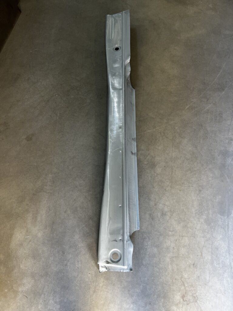 E36 outer sill repair panel – right side (Coupe/Cabrio, 1990–2000)