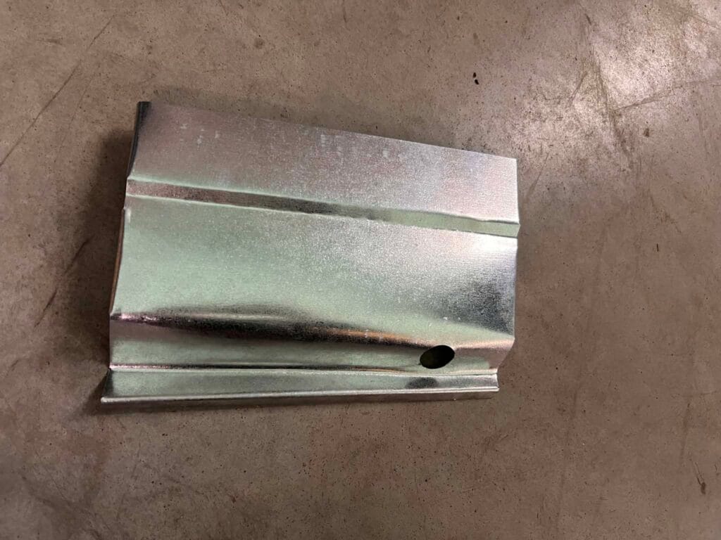 E24 Front fender Right side 1976-1989