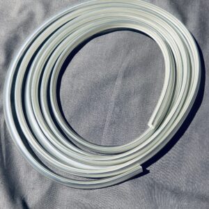 E30 EARLY REAR WINDSHIELD CHROME SEAL INSERT M0009